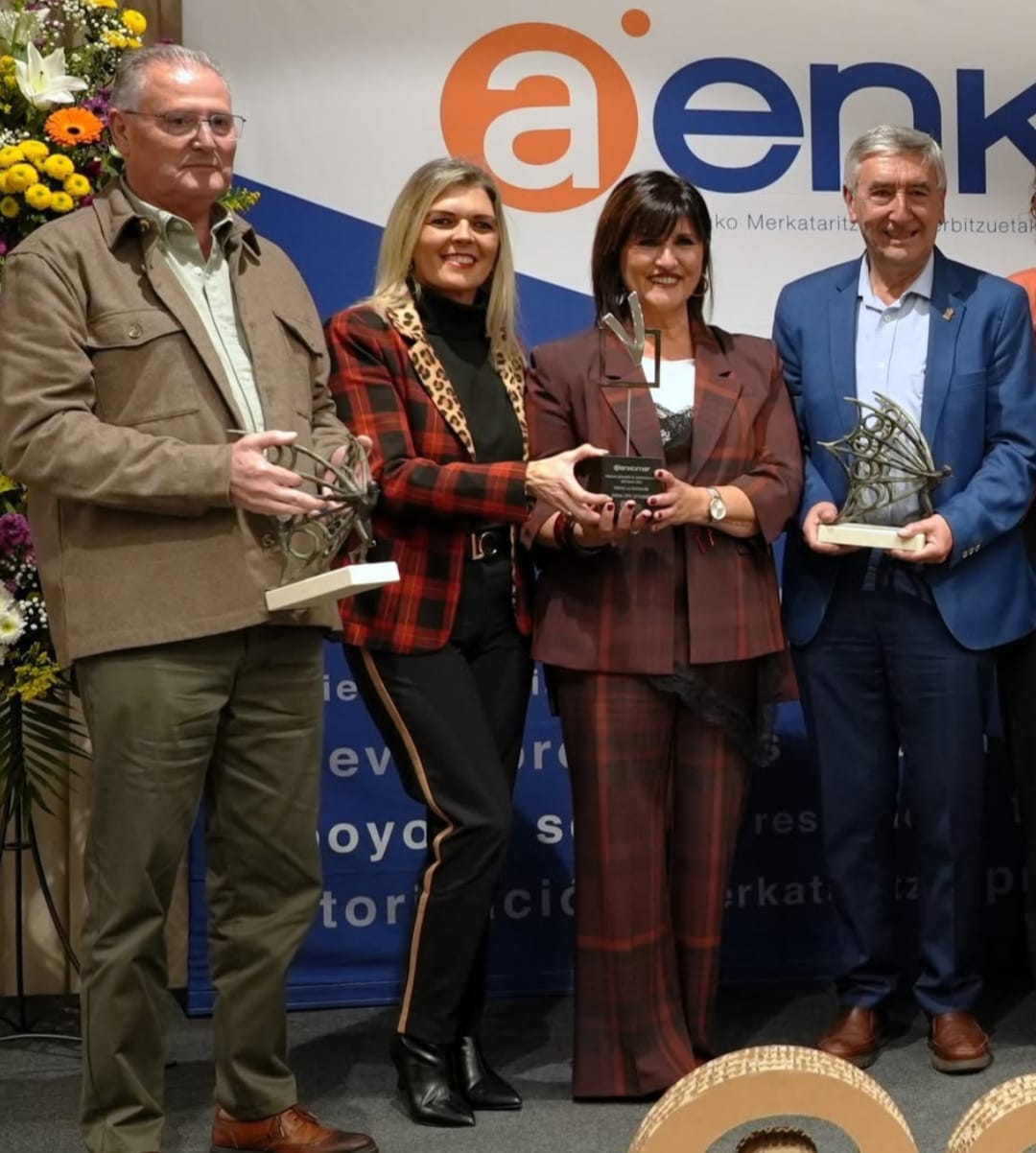 WhatsApp Image 2025-11-24 at 17.12.08